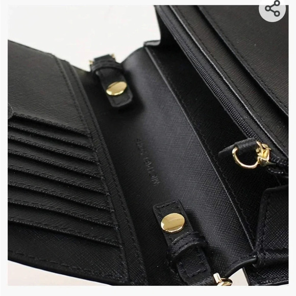 MICHAEL KORS Jet Set Travel Medium Saffiano Leather Smartphone Crossbody Bag - Picture 3 of 4